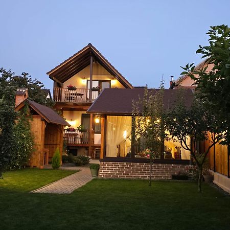 Отель Casa Renium Сибиу Экстерьер фото
